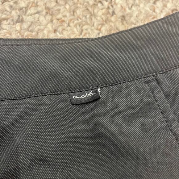 Travis Matthew Men's Black Golf Shorts Sz 34 Performance Casual Preppy - Picture 3 of 5